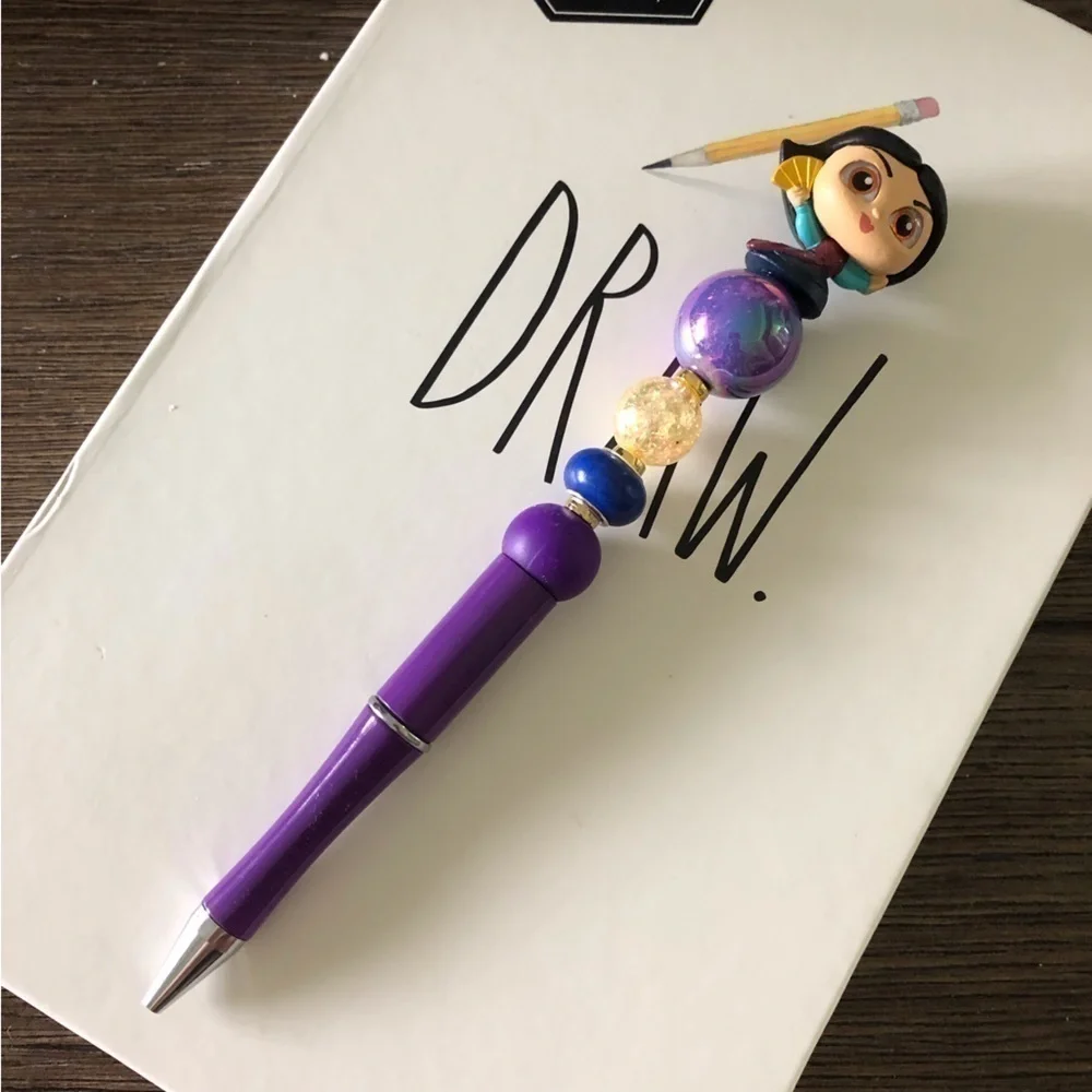 Disney Doorables: Mulan: Mulan handmade beaded pen